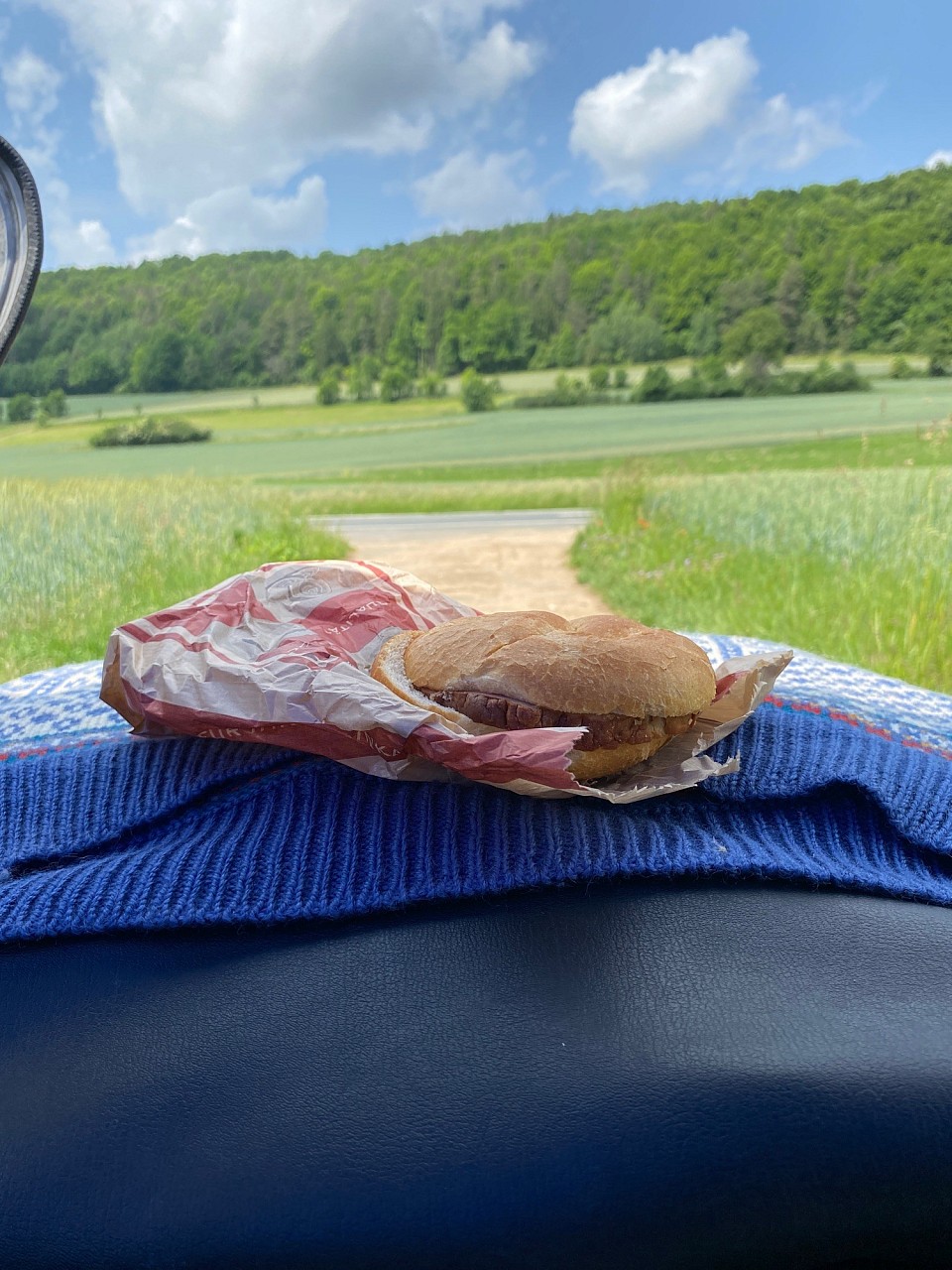 Frühstück.